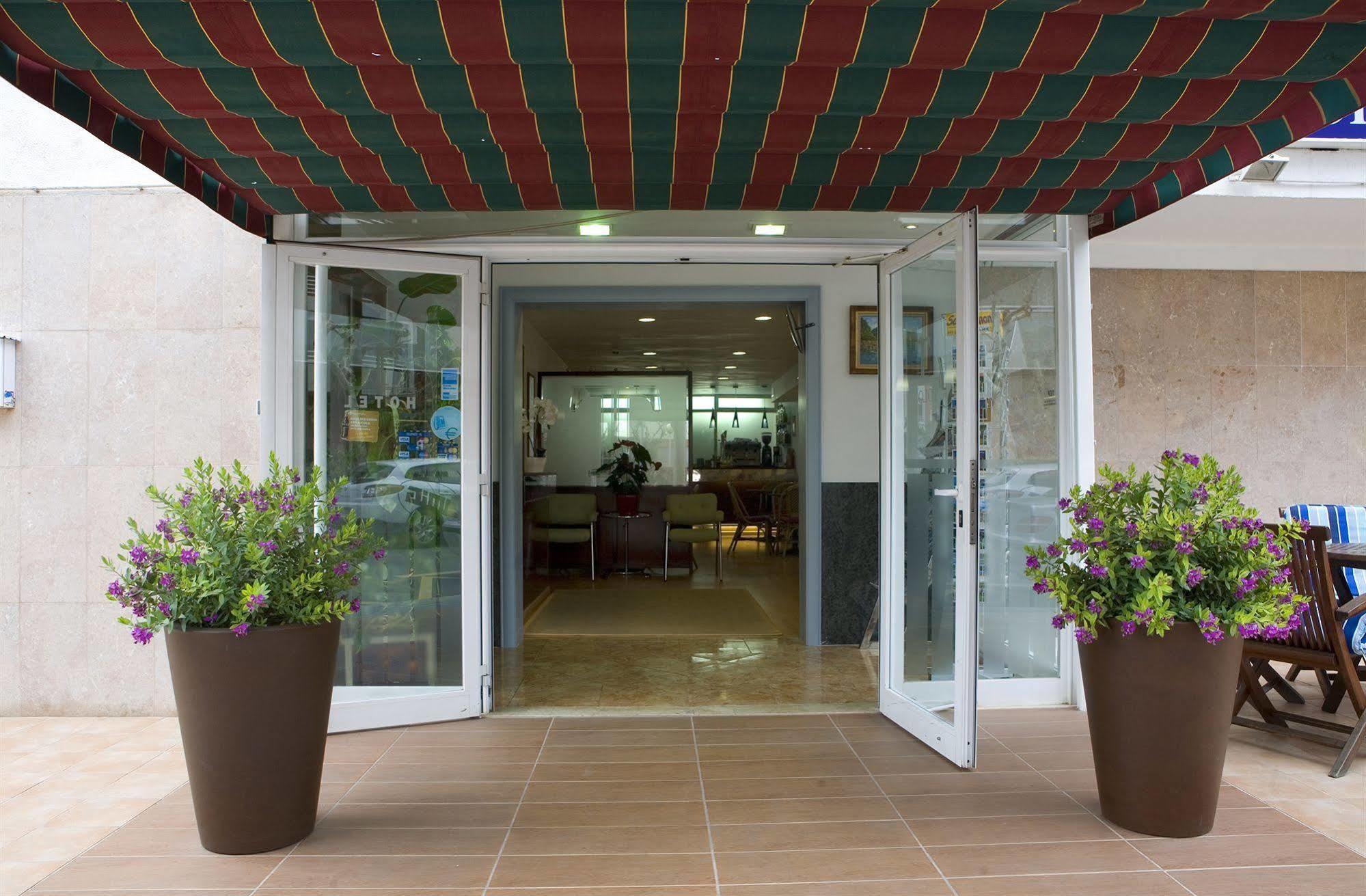 Hotel Tolosa Salou Exterior foto
